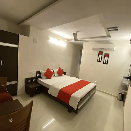 Hotel Riverfront-2